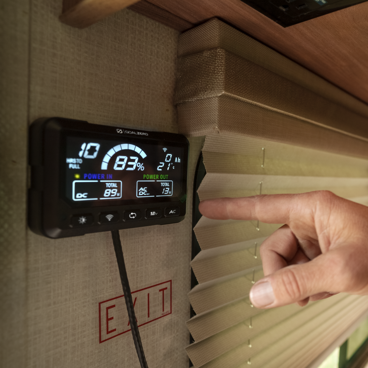 超レアPOLARBEAR EFFECTS Drowner アンビエントケーブル付 Escape Towable Kit: Off-Grid Power for the Yeti PRO 4000 (RV