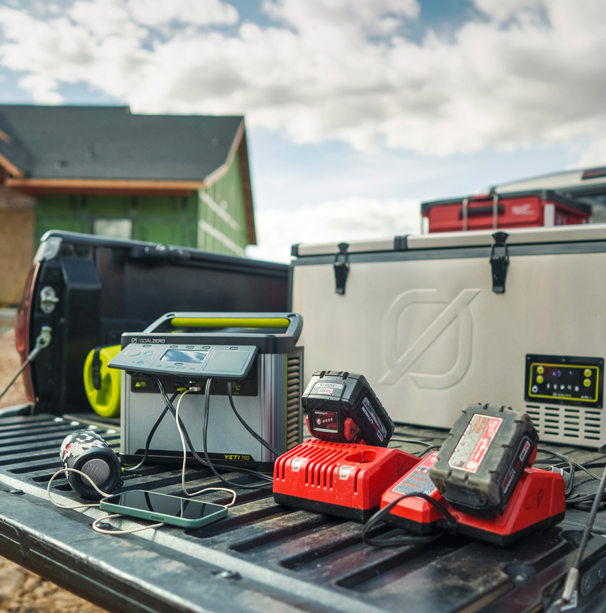 Goal Zero YETI 700 Compact Portable Power Station 677Wh LFP Battery