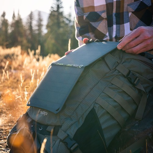 Venture 75 Dustproof/Waterproof Power Bank + Nomad 10 Solar Panel