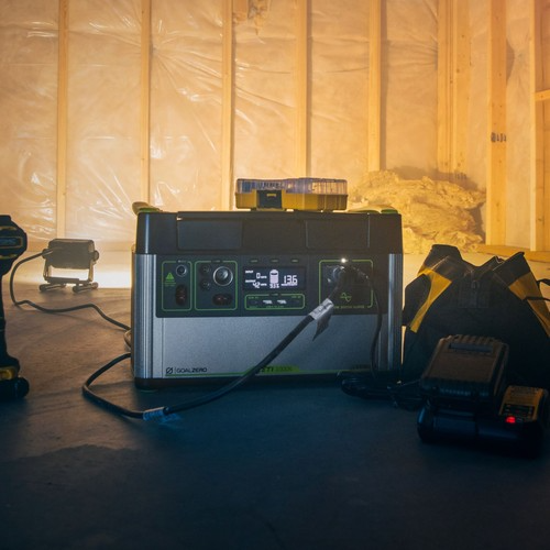 Yeti 1000X + Ranger 300 BC Solar Generator – Goal Zero