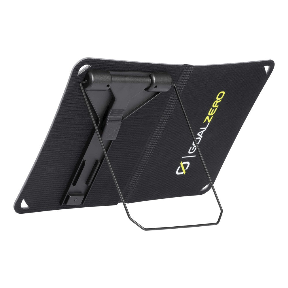 Venture 75 Dustproof/Waterproof Power Bank + Nomad 10 Solar Panel